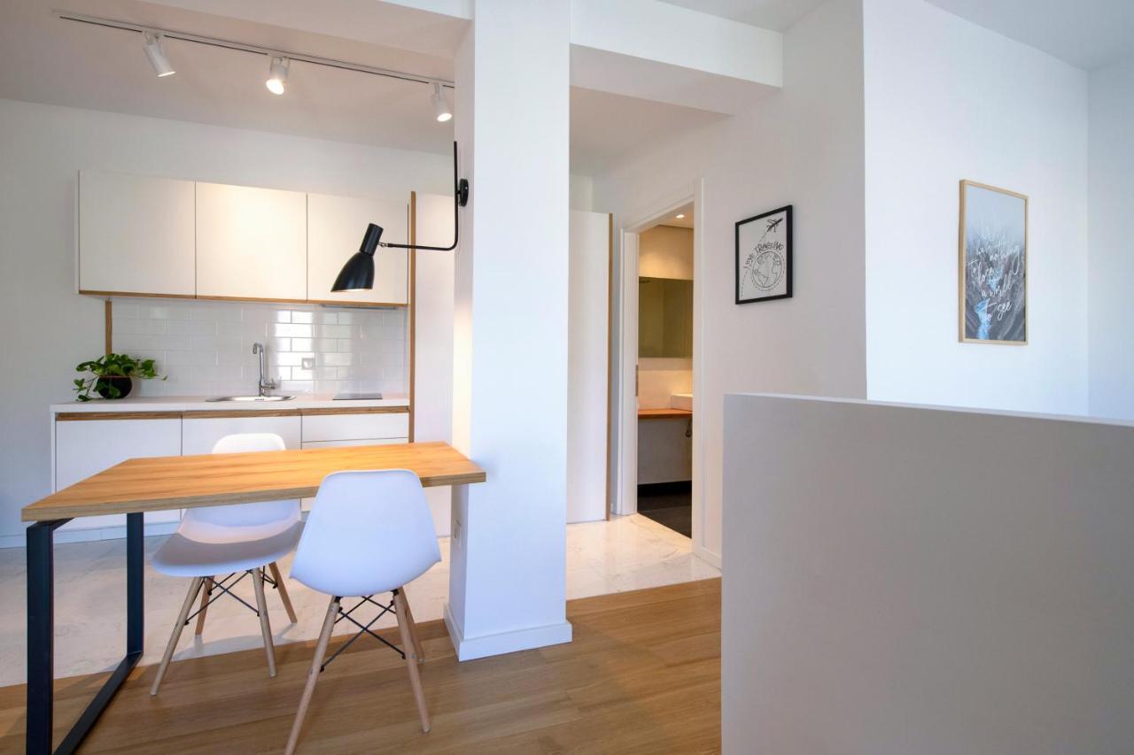 M2Studio Kavála Luaran gambar